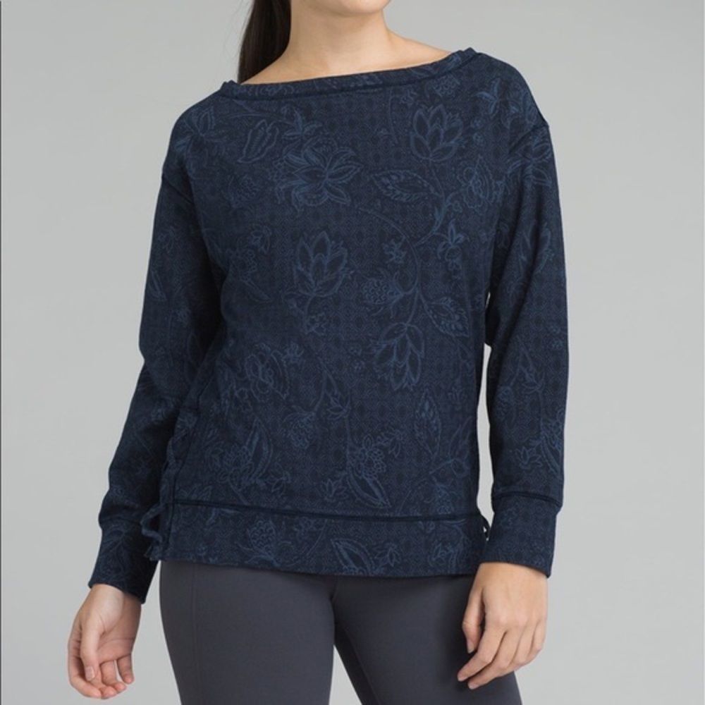 Prana Top Ostara Blue Floral Size Medium Long Sleeve